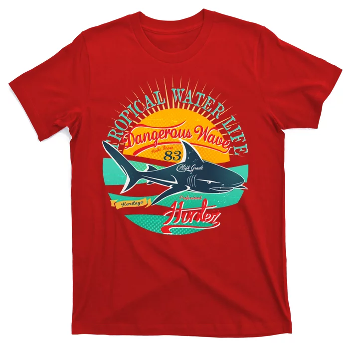 Vintage Tropical Water Life Dangerous Wave Hunter Shark T-Shirt