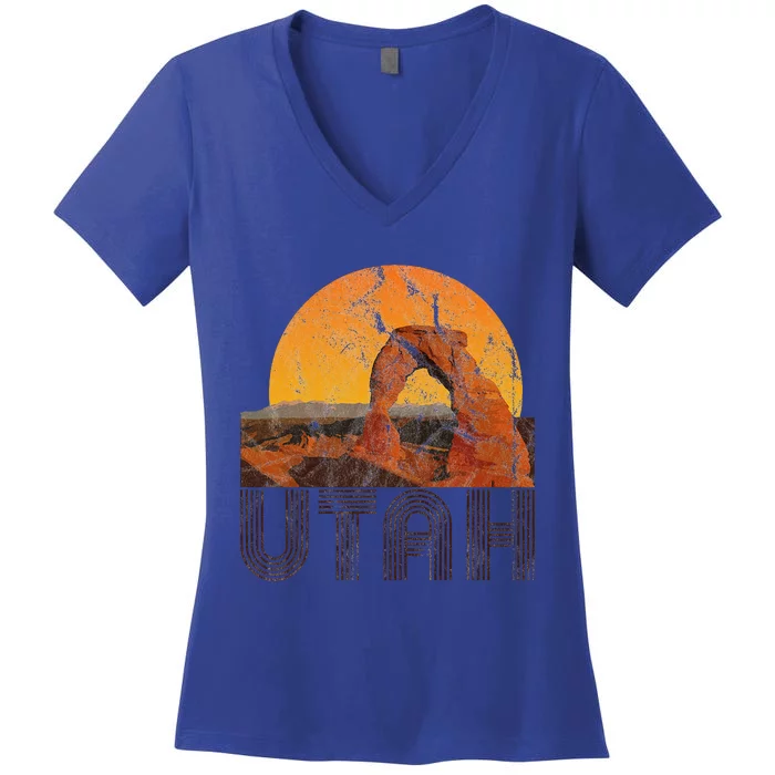 Vintage Utah Women's V-Neck T-Shirt