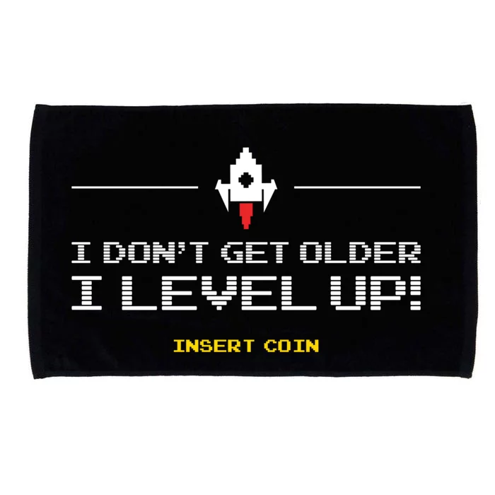 Vintage Video Game Style I Dont Get Older I Level Up Cool Gift Microfiber Hand Towel