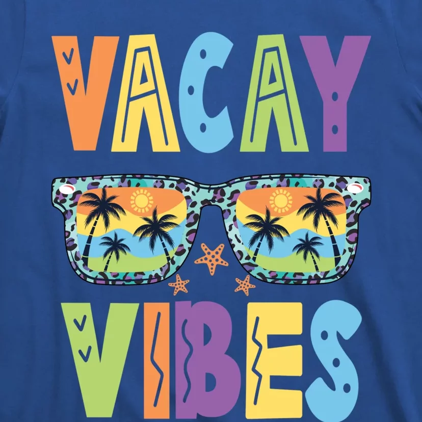 Vacay Vibes Leopard Sunglasses Summer Vacation Retro Great Gift T-Shirt