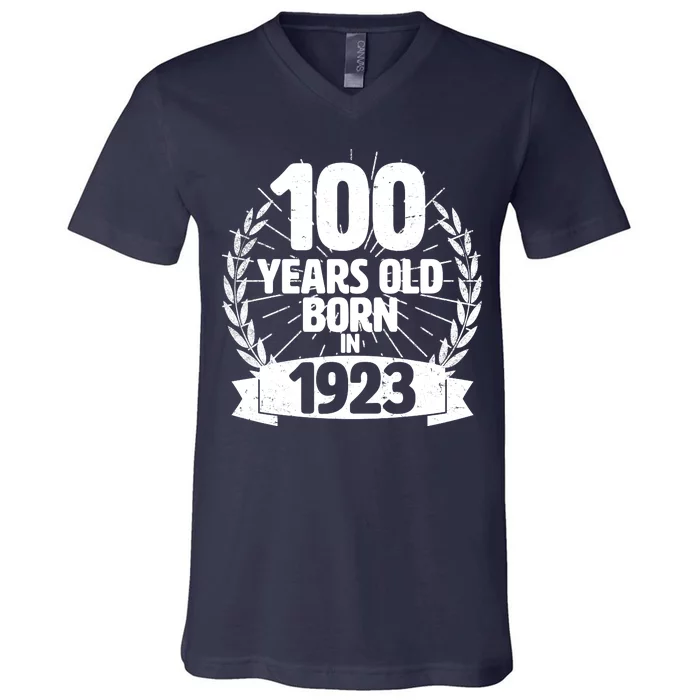 Vintage Wreath 100 Years Old Born In 1923 Birthday V-Neck T-Shirt