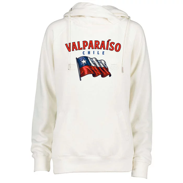 ValparaíSo Waving Chilean Flag Est. 1536 Womens Funnel Neck Pullover Hood