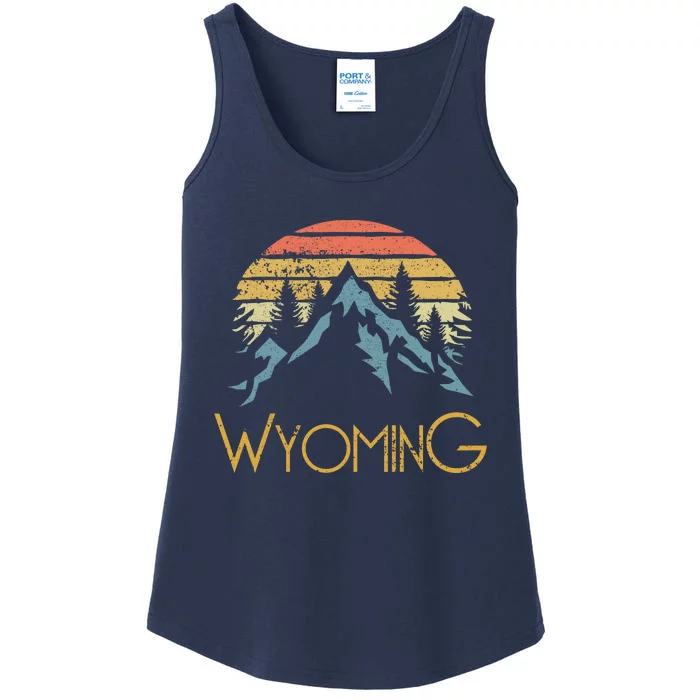 Vintage WY, Wyoming Mountains Outdoor Adventure Ladies Essential Tank