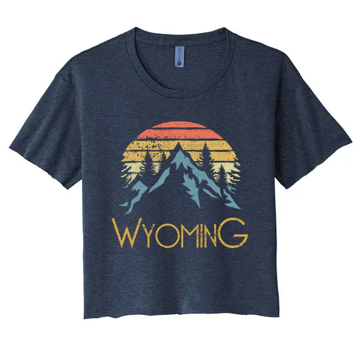 Vintage WY, Wyoming Mountains Outdoor Adventure Women's Crop Top Tee