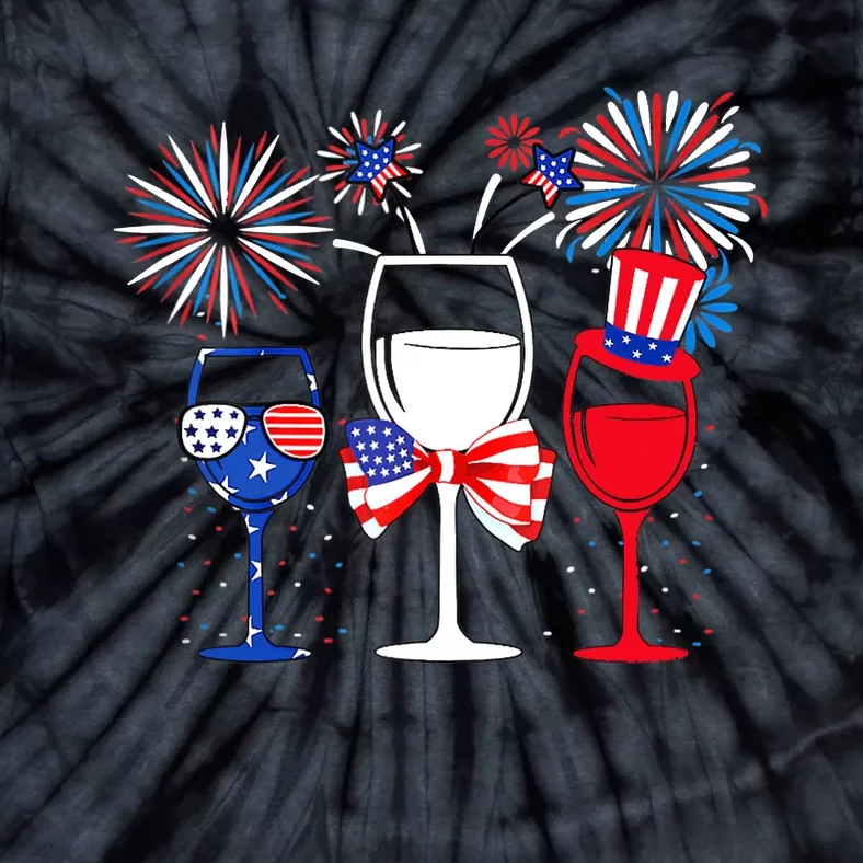 Wo 4th Of July Red White Blue Wine Glasses Fireworks Usa Tie-Dye T-Shirt