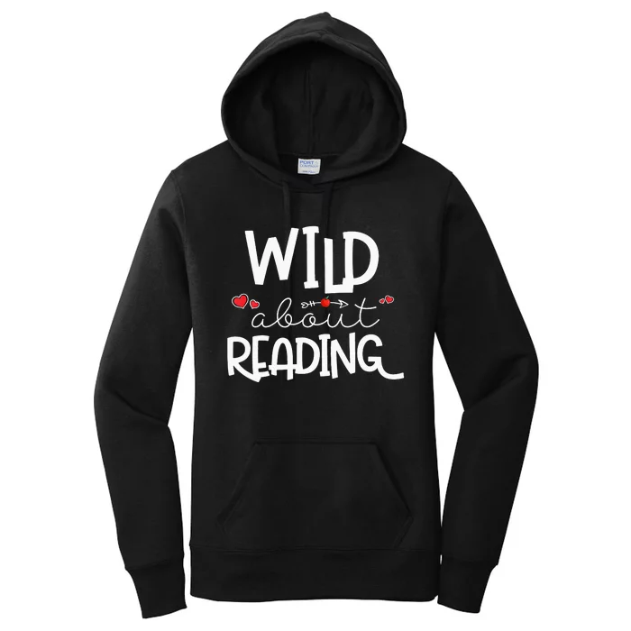 Wild About Reading With Heart Reading Books And Bookworm Women's Pullover Hoodie