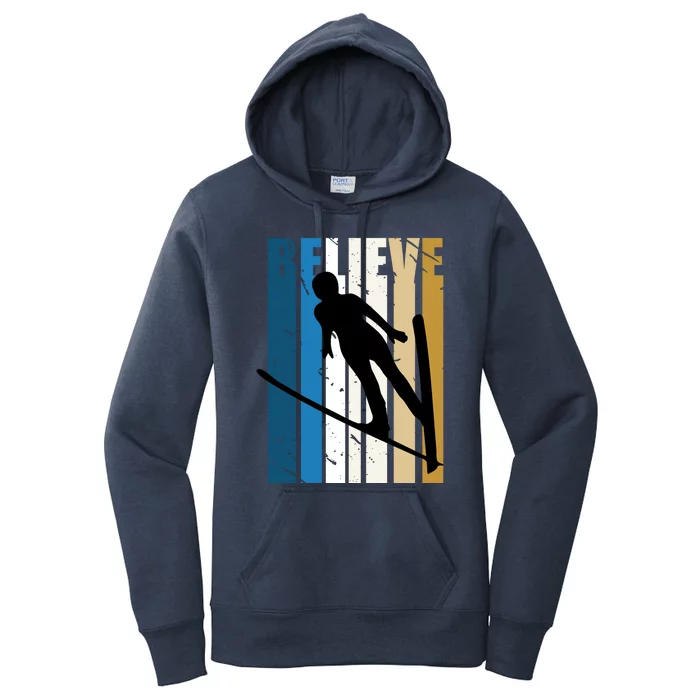 Wo Alpine Ski Jump Jumping Female Skier Skiing Cool Gift Women's Pullover Hoodie