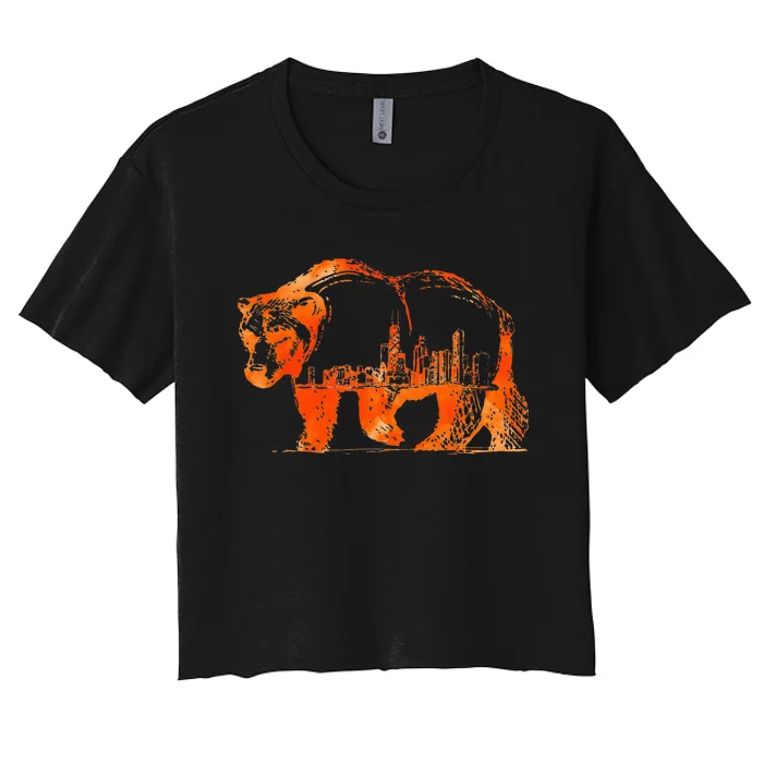 Walking Bear Silhouette Downtown Chicago City Skyline Gift Women's Crop Top Tee