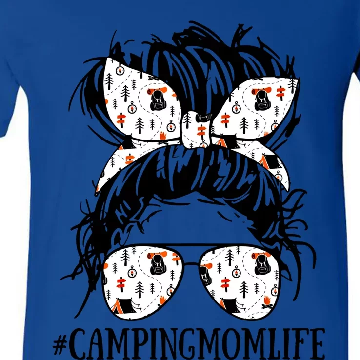 Wo Camping Mom Life Camp Mother Messy Bun Hair Gift V-Neck T-Shirt