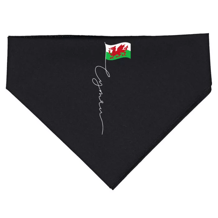 Wales Cymru Signature Flag Pole Patriotic Welsh Flag USA-Made Doggie Bandana