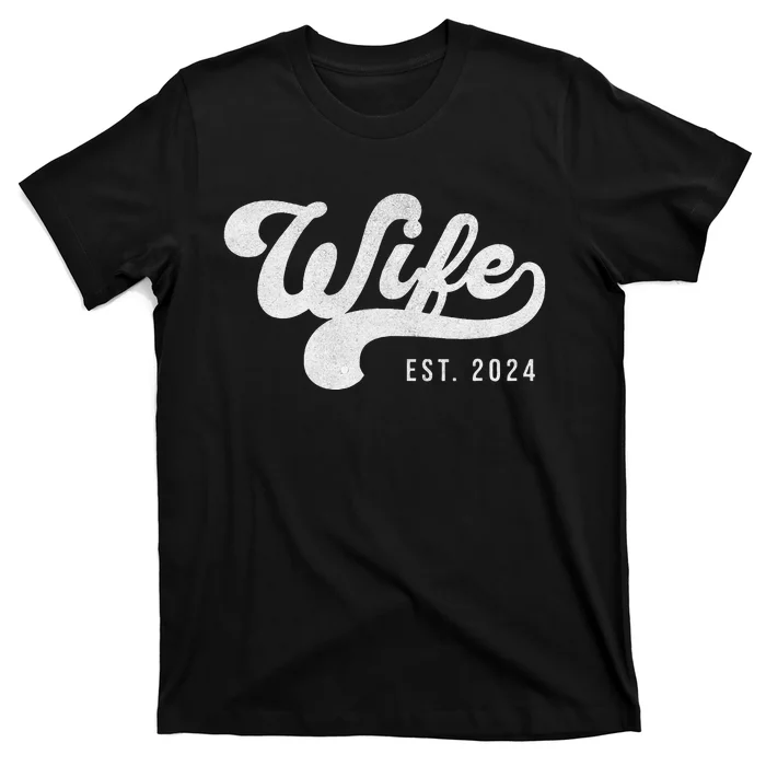 Wife Est. 2024 Married Couple Vintage Matching Wedding T-Shirt