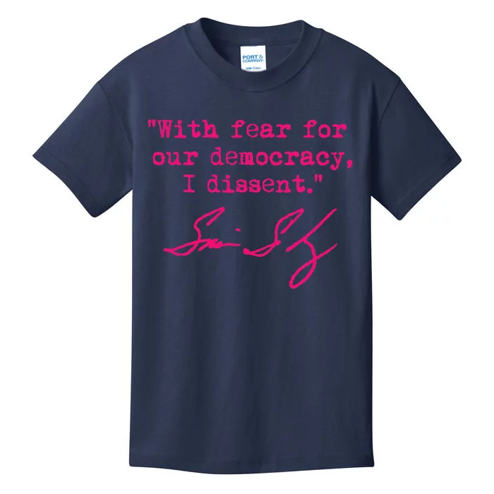 With Fear For Our Democracy I Dissent Kids T-Shirt