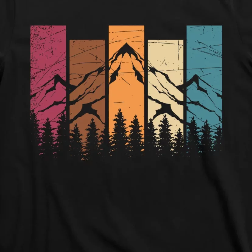 Wildlife Forest Nature Trees Retro Outdoors Mountains Hiking T-Shirt