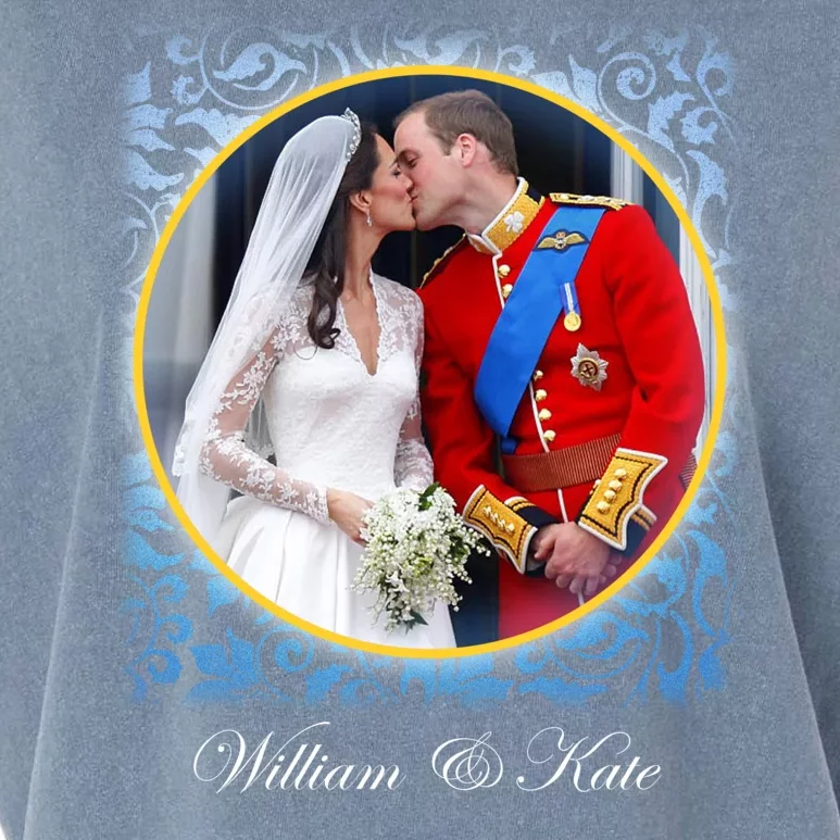 William & Kate Royal Wedding Photo Garment-Dyed Women's Muscle Tee