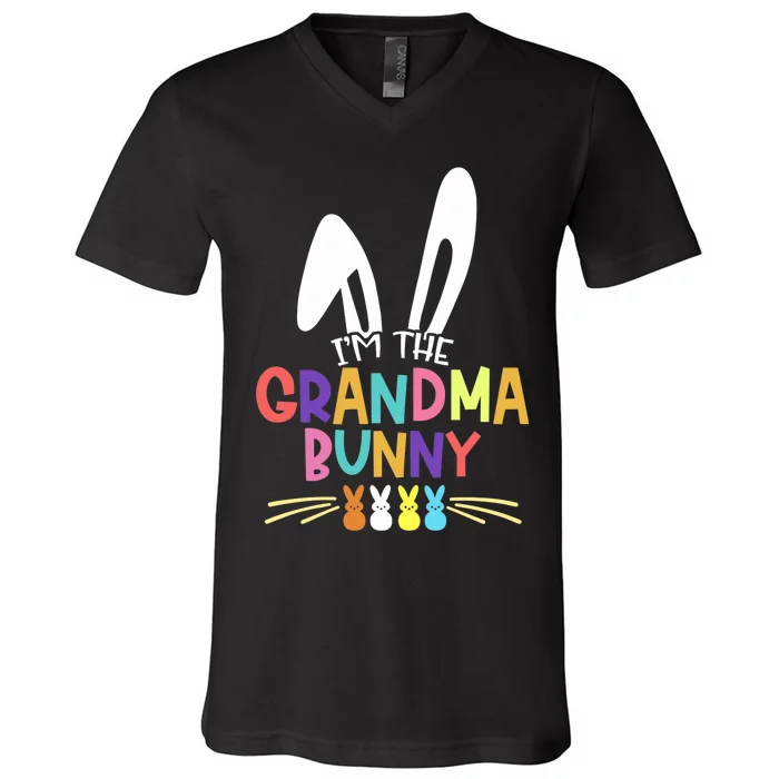 Wo I'm The Grandma Bunny Matching Family Easter Party Outfit V-Neck V-Neck T-Shirt