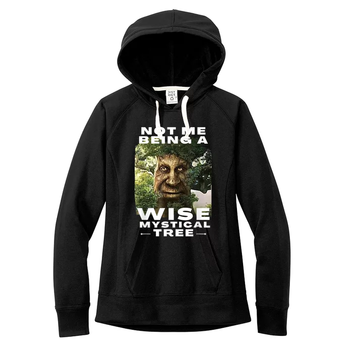 Wise Mystical Tree Face Old Mythical Oak Tree Funny Meme Women's Fleece Hoodie