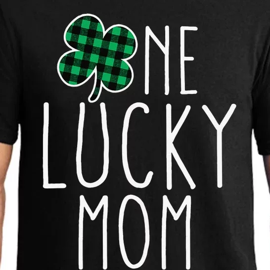 Womens One Lucky Mom Plaid Lucky Mama Funny St Patricks Day Mom Pajama Set