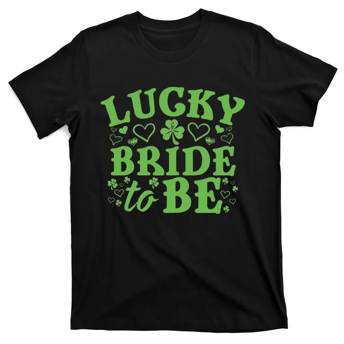 Womens St. Patrick's Day Green Shamrock Heart Wedding Gift T-Shirt