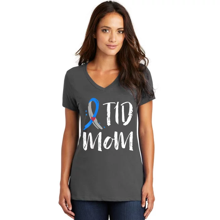 Wo T1D Mom Shirt Type 1 Diabetes Awareness Women's V-Neck T-Shirt