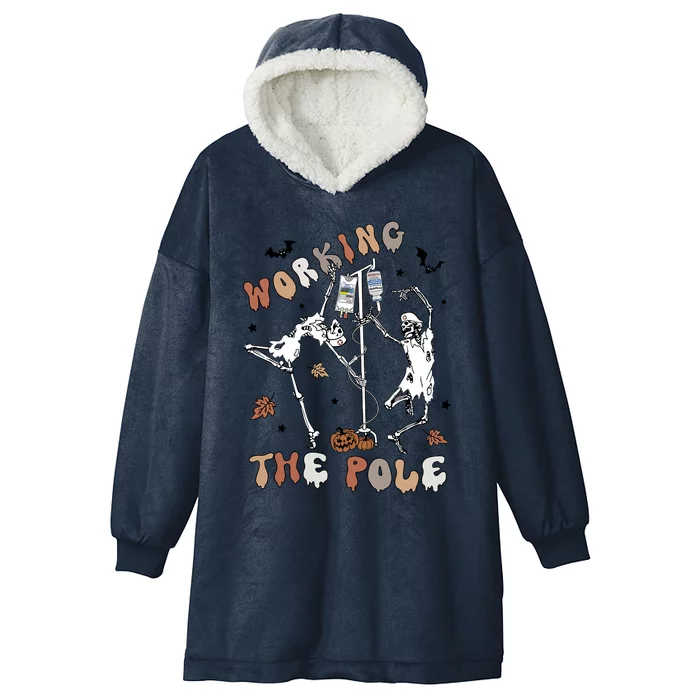 Working The Pole Funny Skeleton Dance Halloween Icu Er Nurse Gift Hooded Wearable Blanket