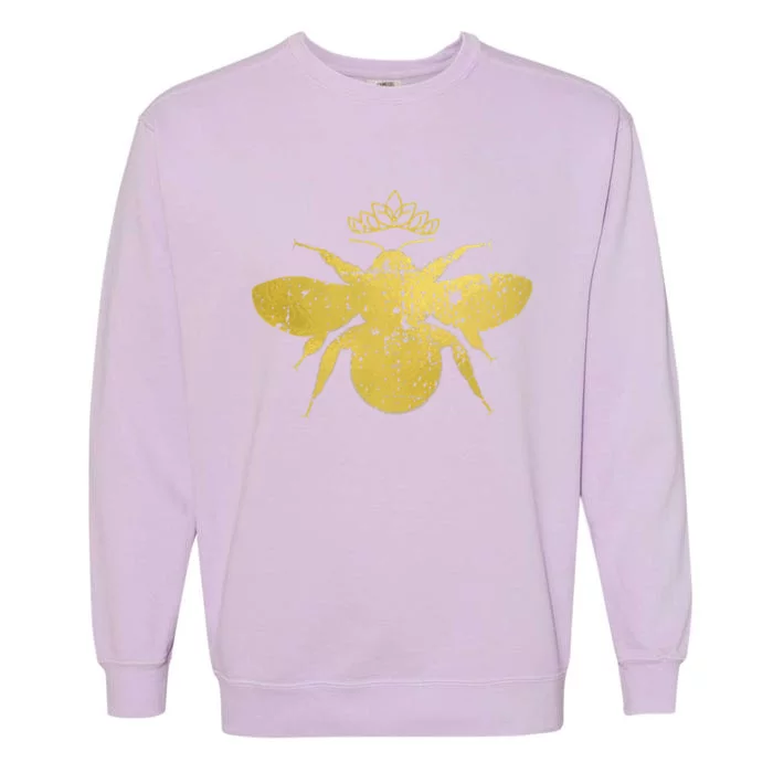 Womens Vintage Queen Bee Funny, Cute Bumblebee With Crown Garment-Dyed Sweatshirt