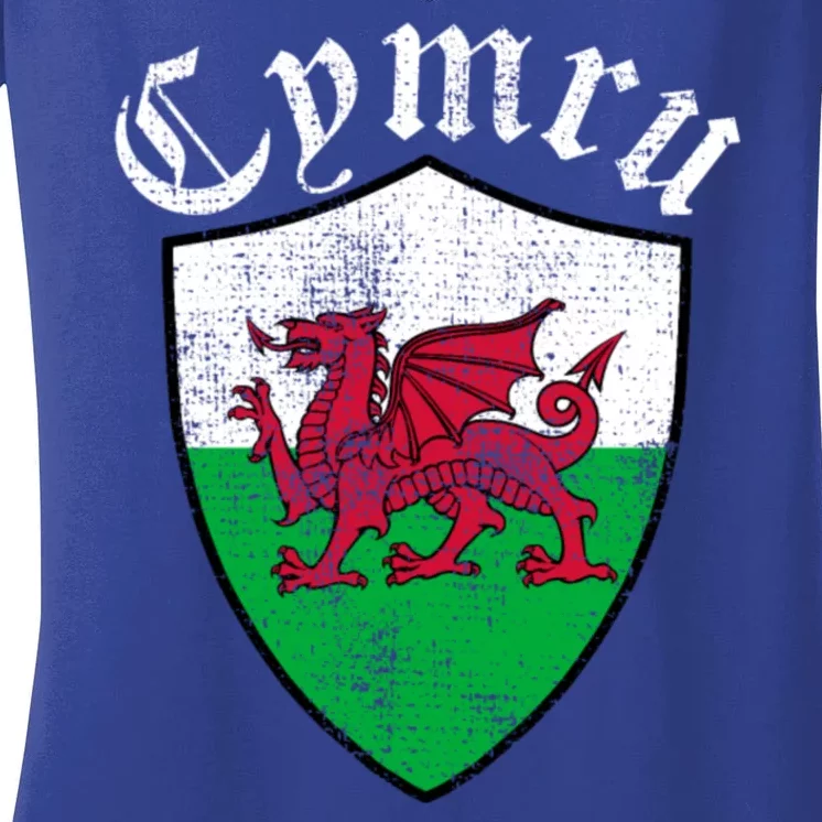 Wales Wrexham Emblem Retro Wrexham Women's V-Neck T-Shirt