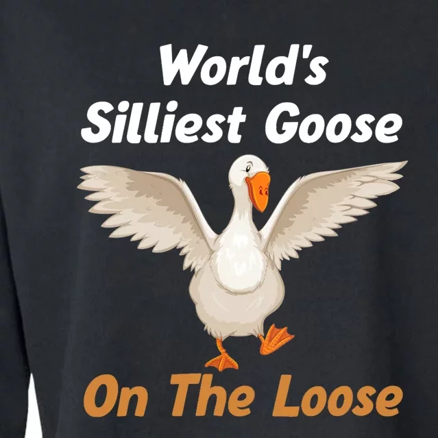 Wo World's Silliest Goose On The Loose Funny V-Neck Cropped Pullover Crew