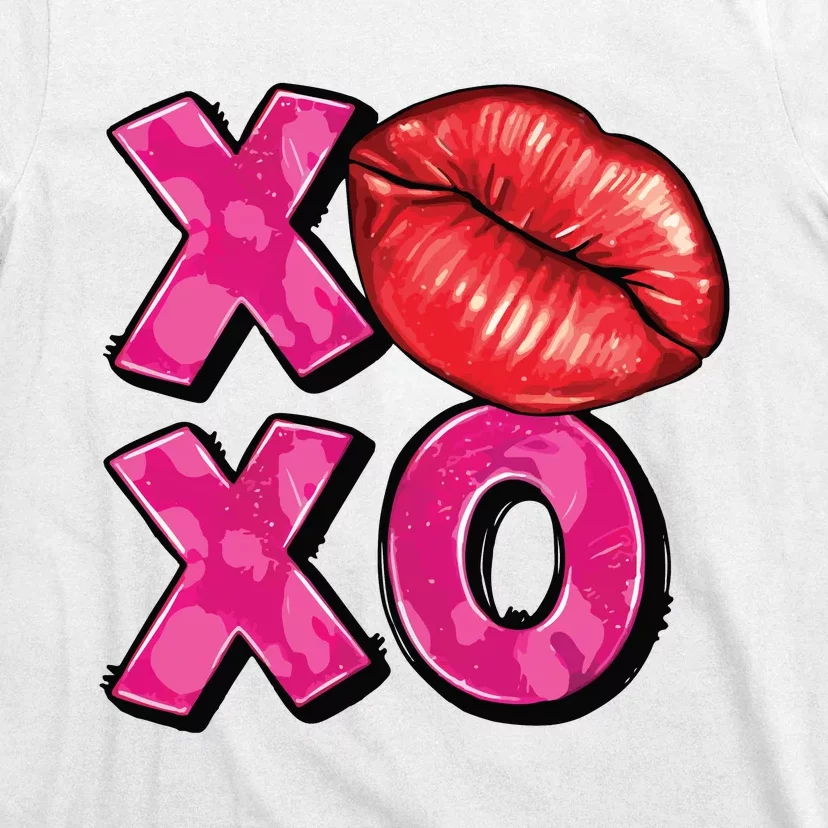 Xoxo Lips Kiss Valentines Day T-Shirt