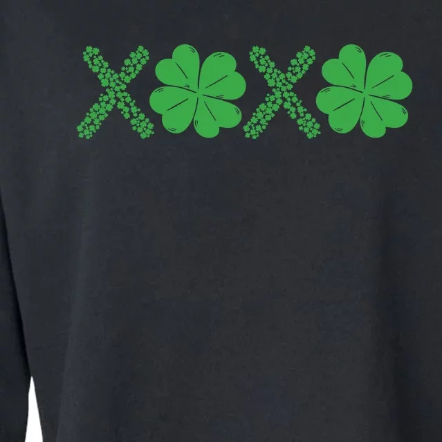 Xoxo St Patricks Day Shamrock Cropped Pullover Crew