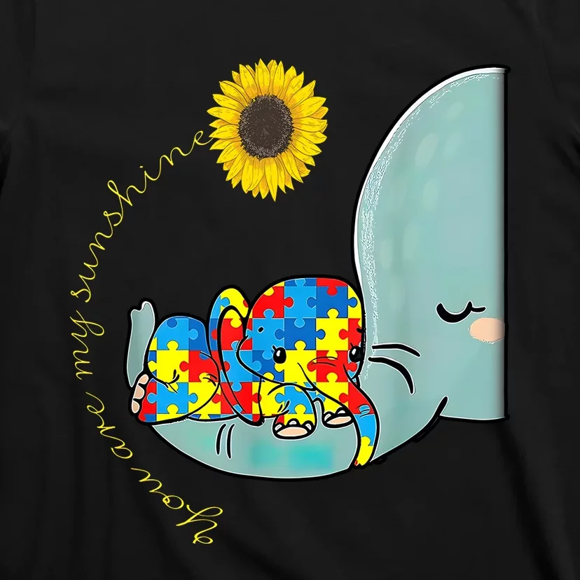 You Are My Sunshine Autism Awareness Sunflower Elephant Mom Cute T-Shirt