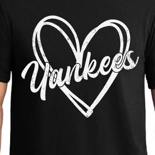 Y.A.N.K.E.E.S Heart New York Baseball Fans Pajama Set