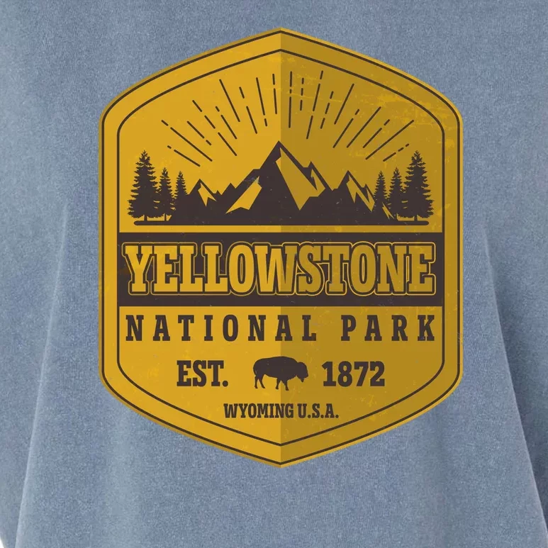 Yellowstone National Park Est 1872 Wyoming USA Gold Emblem Garment-Dyed Women's Muscle Tee