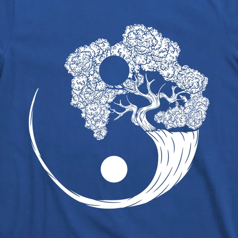 Yin Yang Bonsai Tree Japanese Gardening Zen Buddhist Funny Gift T-Shirt