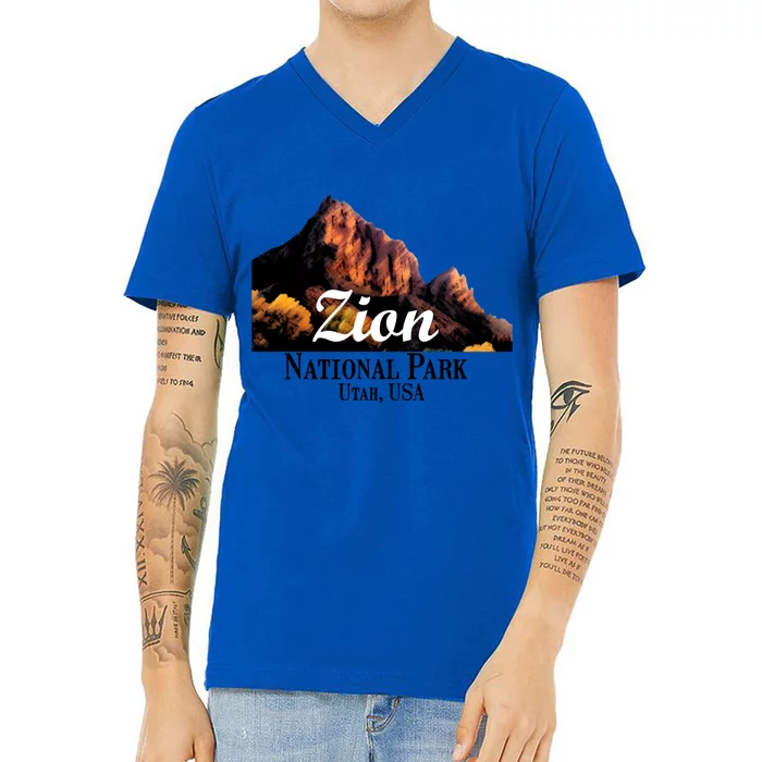 Zion National Park Travel Utah Usa Earth Explorer Gift V-Neck T-Shirt